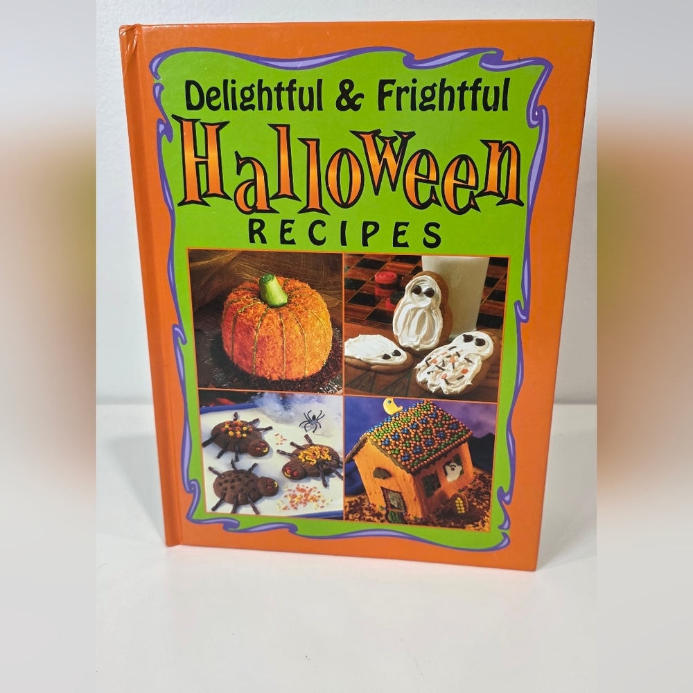 Delightful & Frightful Halloween Recipes Book